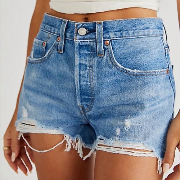 Custom Distressed VINTAGE Levi’s 550 Cutoff Shorts - Picture 1 of 10